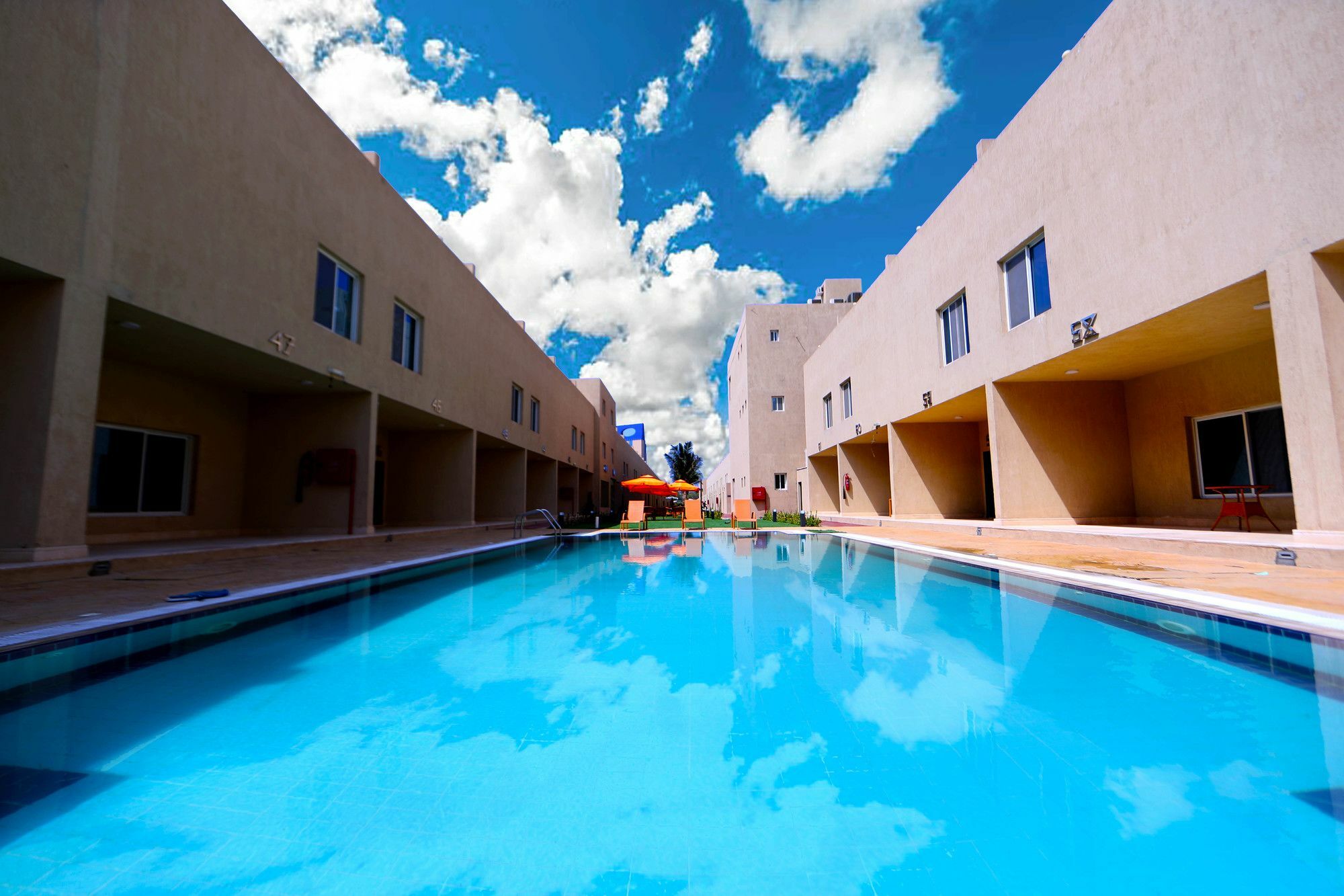 Beach Time Villas Hotel Джедда Экстерьер фото