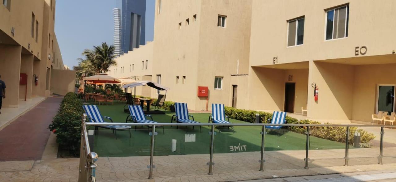 Beach Time Villas Hotel Джедда Экстерьер фото